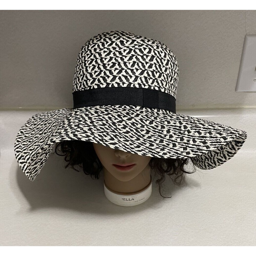 O’RAGEOUS Beach Hat Soft Floppy Navy Blue & White Straw Summer Sun Hat EUC